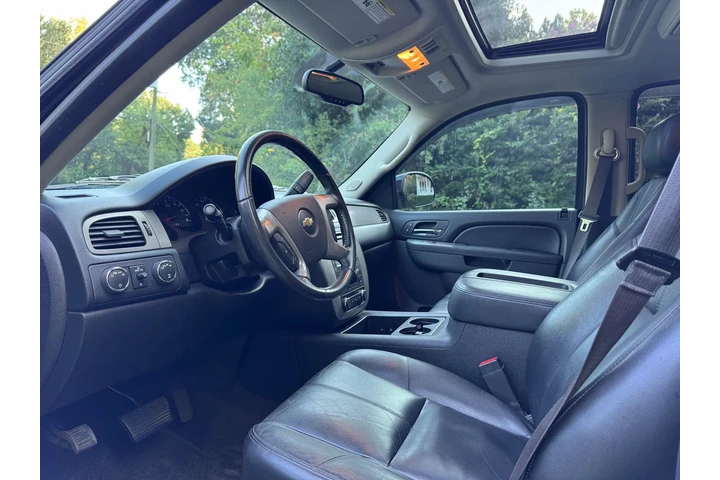 $7000 : 2013 Tahoe LT Z71 4x4 image 7