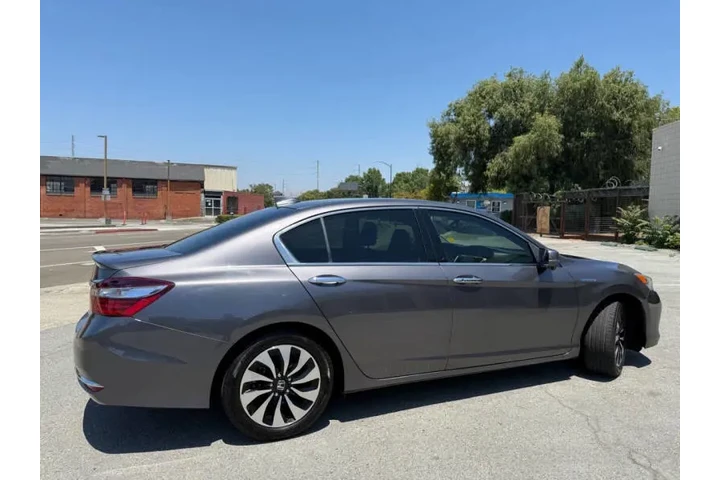 2017 Accord Hybrid EX-L image 6