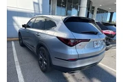 $37494 : Acura MDX 2022 SH-AWD 4dr SU thumbnail