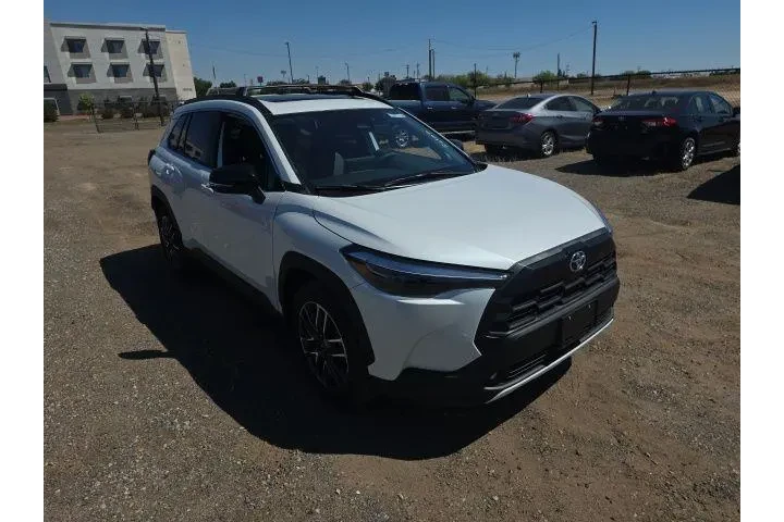 $36900 : Toyota Corolla Cross 2026 XL image 1