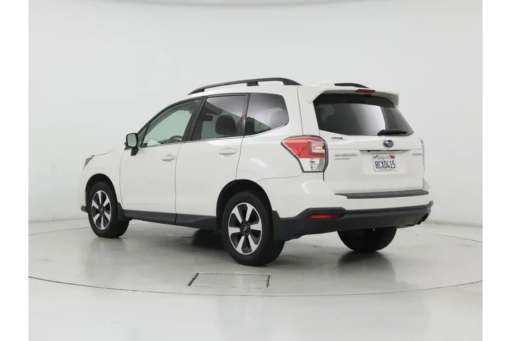 $17998 : Subaru Forester 2018 AWD 2.5 image 2