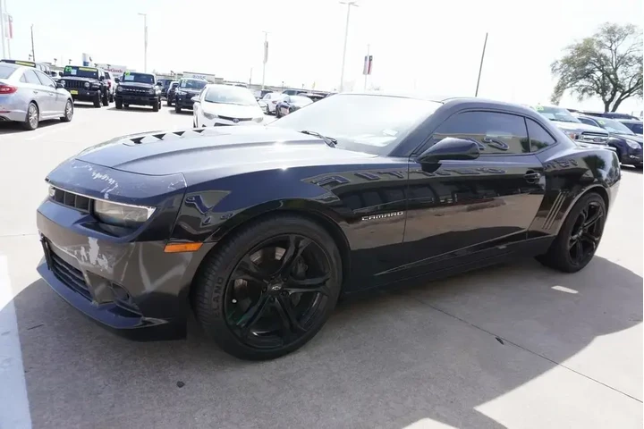 $10988 : Chevrolet Camaro 2015 SS 2dr image 3