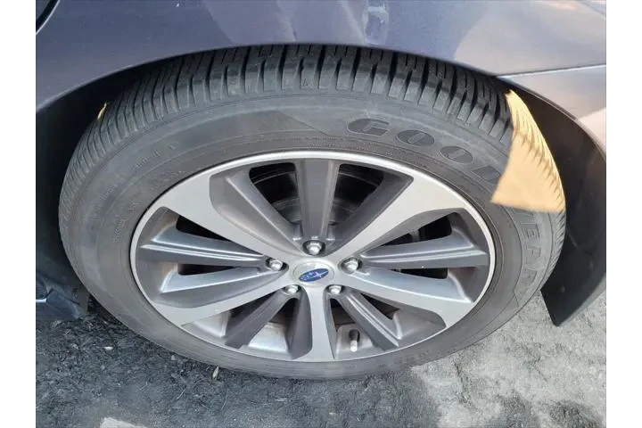 $16813 : Subaru Legacy 2018 AWD 2.5i image 6