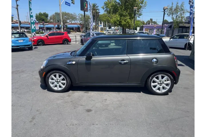 $7995 : 2013 MINI Hardtop Cooper S image 9