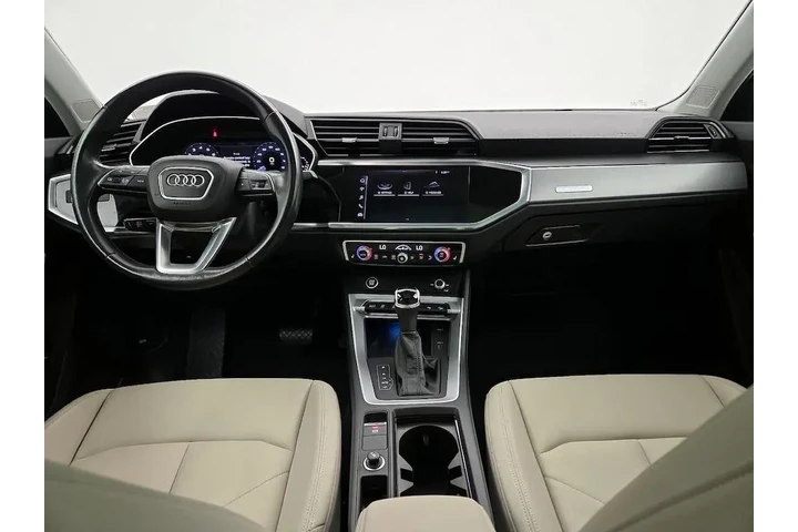 $23998 : Audi Q3 2021 AWD quattro S l image 9