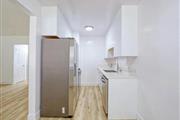 $1400 : 1Bed 1 Bath APT in Kenmore Ave thumbnail