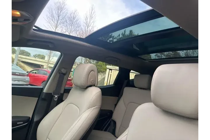 $16180 : Hyundai SANTA FE Sport 2018 image 9