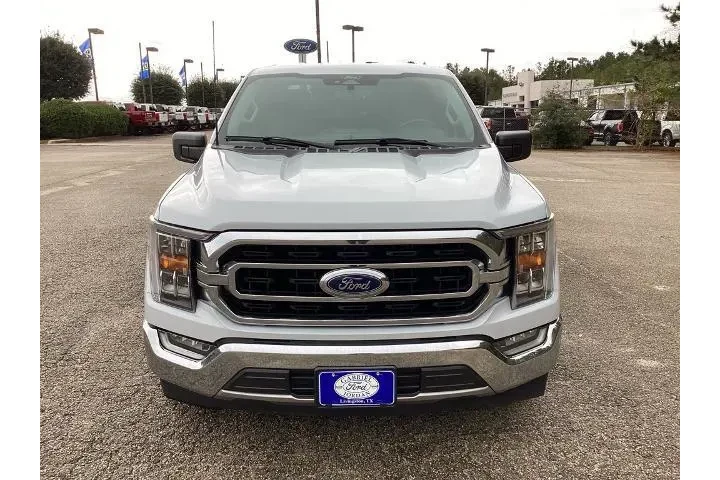 $29889 : Ford F-150 2021 4x2 XLT 4dr image 2