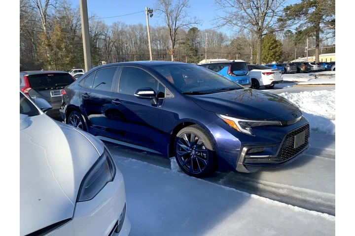 $23900 : 2023 Corolla SE image 1