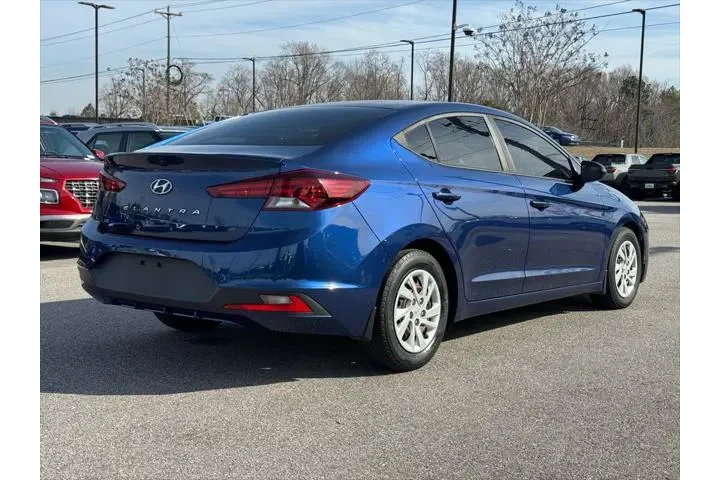 $9704 : Hyundai ELANTRA 2019 SE 4dr image 10