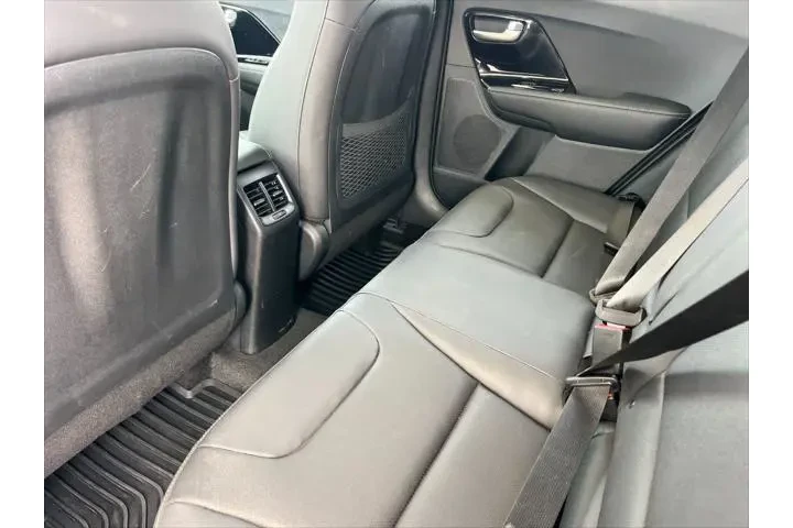 $23999 : Kia Niro Plug-In Hybrid 2022 image 5