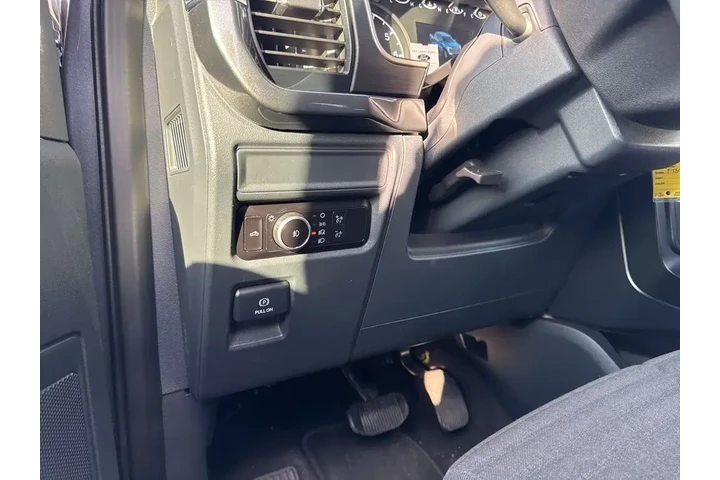 $36282 : Ford F-150 2023 4x2 XL 4dr S image 9