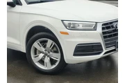 $13788 : Audi Q5 2018 AWD 2.0T quattr thumbnail