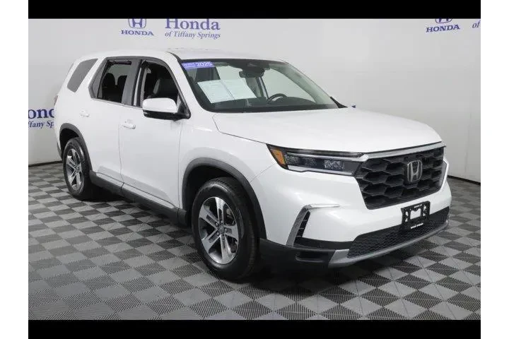 $39875 : Honda Pilot 2025 AWD EX-L 4d image 1