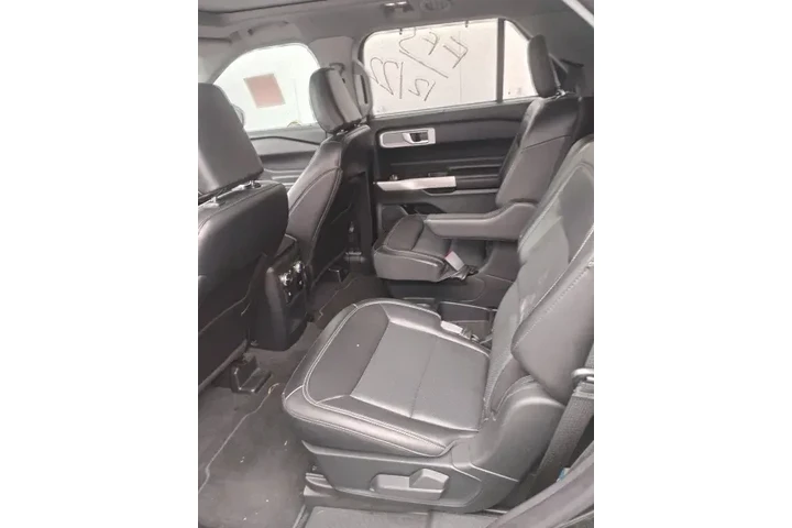 $28988 : Ford Explorer Hybrid 2021 Li image 6