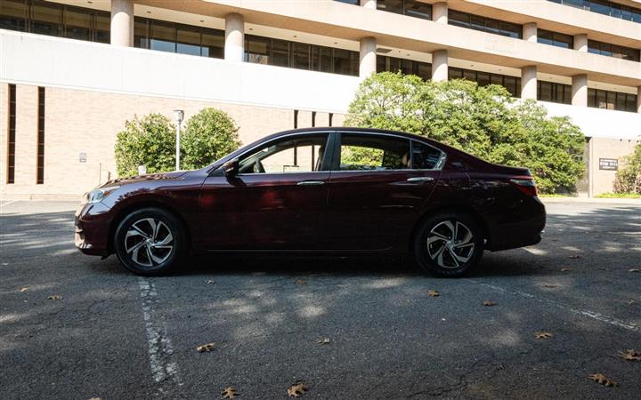 $16000 : 2017 HONDA ACCORD image 7