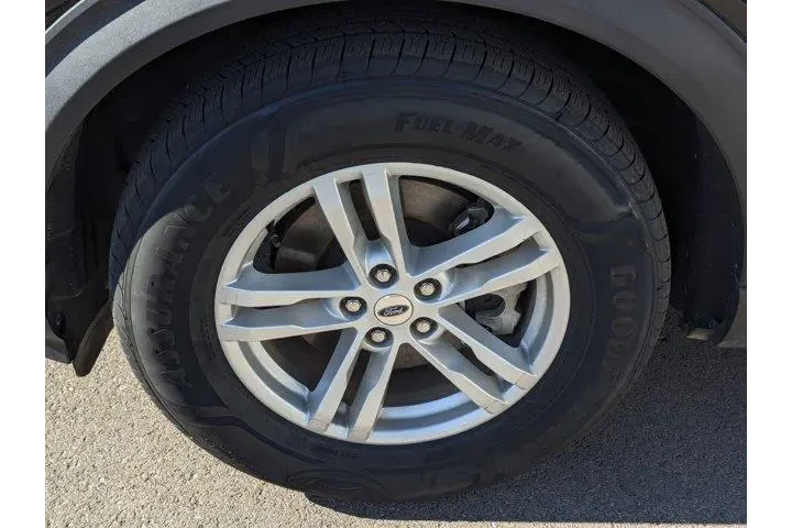 $18999 : Ford Explorer 2020 XLT 4dr S image 7