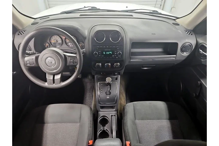$13998 : Jeep Patriot 2017 Sport 4dr image 9