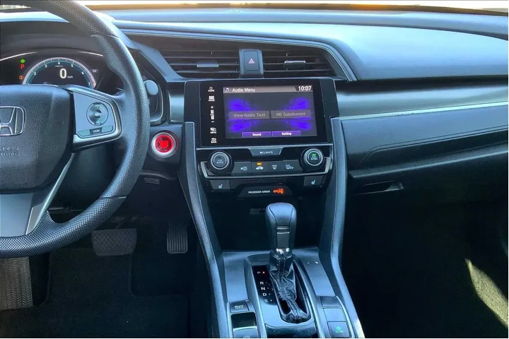 $17498 : Honda Civic 2017 EX 4dr Hatc image 6