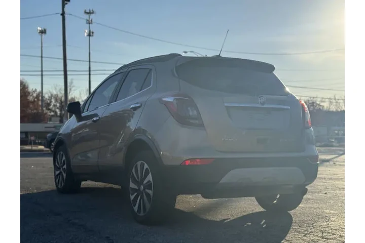 $7999 : 2018 Encore Preferred II image 4