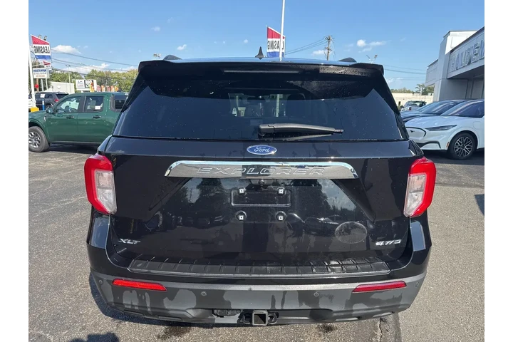 $25600 : Ford Explorer 2022 AWD XLT 4 image 3