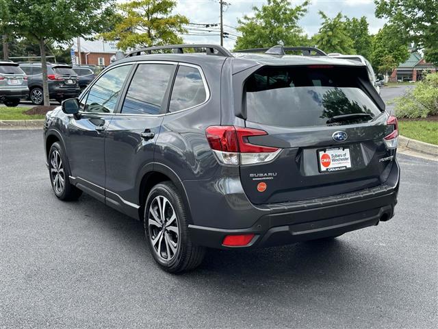 $31811 : PRE-OWNED 2023 SUBARU FORESTE image 4