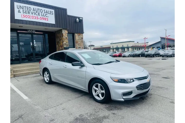 $6999 : 2017 Malibu LS image 10