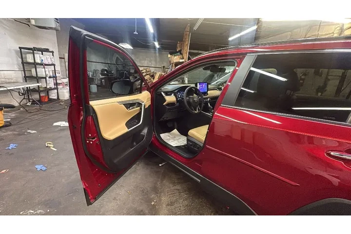 $37908 : Toyota RAV4 2024 AWD Limited image 10