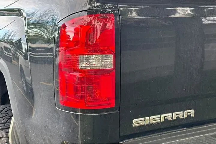 $38995 : GMC Sierra 3500HD 2018 4x4 D image 10