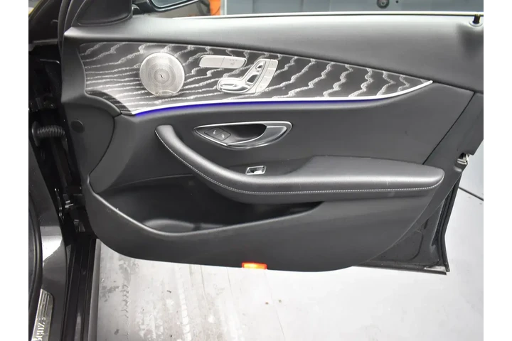 $25452 : Mercedes-Benz E-Class 2021 A image 3