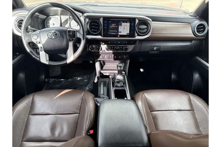 $19495 : 2017 Tacoma Limited image 6