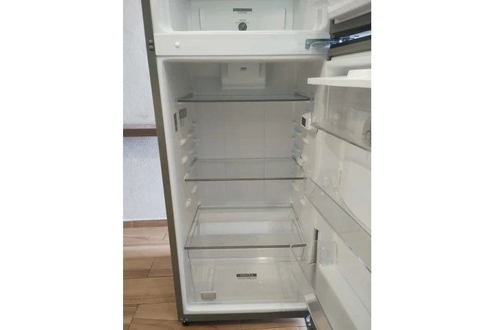 $7500 : Refrigerador Whirlpool 11 ft³ image 1