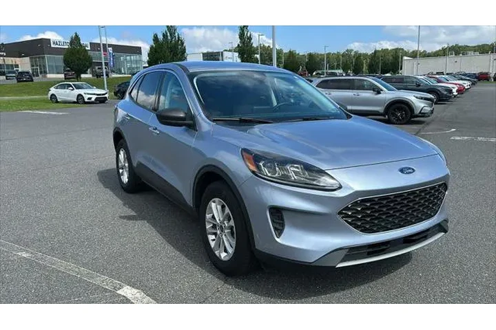 $21299 : Ford Escape 2022 AWD SE 4dr image 1