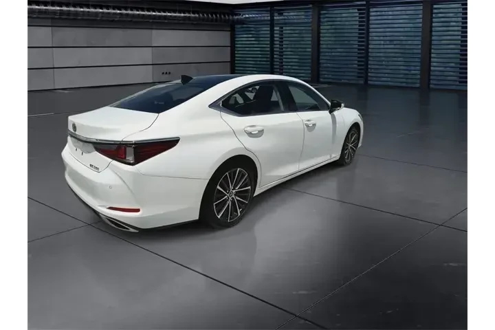 $36988 : Lexus ES 350 2022 4dr Sedan image 8