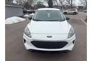 $16907 : Ford Escape 2022 AWD SE 4dr thumbnail