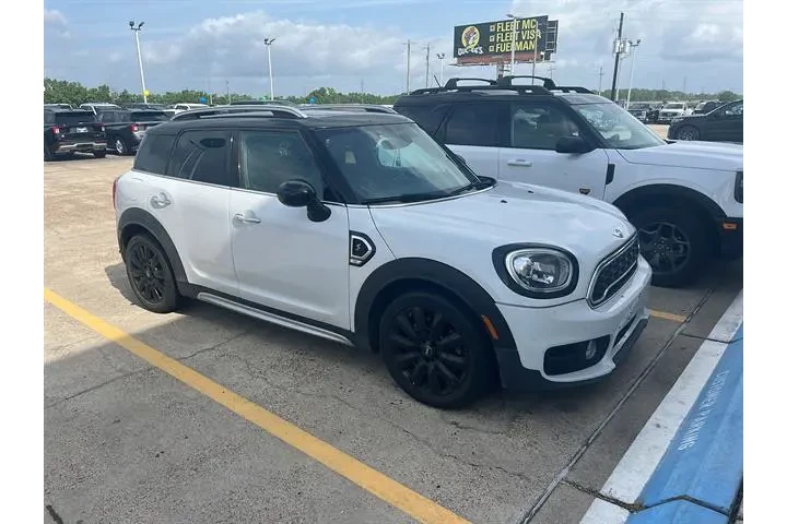 $14981 : MINI Countryman 2018 Cooper image 2