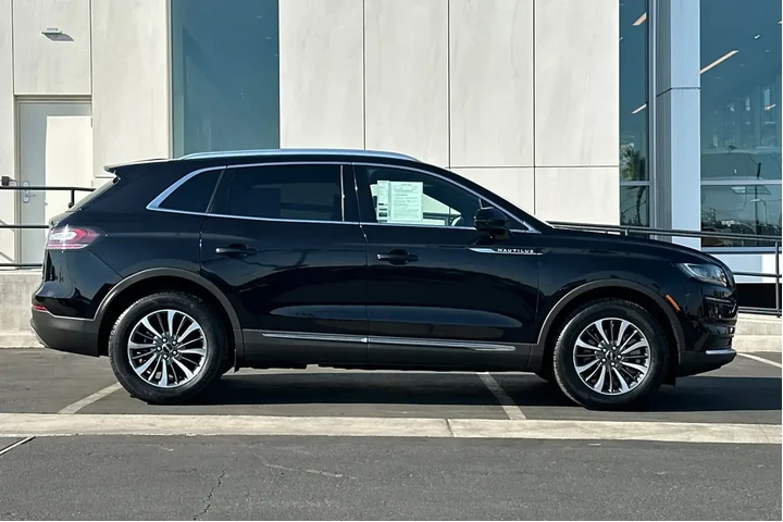 $33900 : Lincoln Nautilus 2022 Reserv image 2