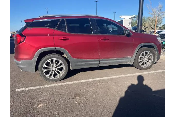 $12798 : GMC Terrain 2018 4x4 SLT 4dr image 2