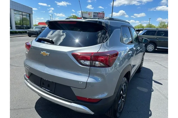 $24990 : Chevrolet Trailblazer 2024 L image 9