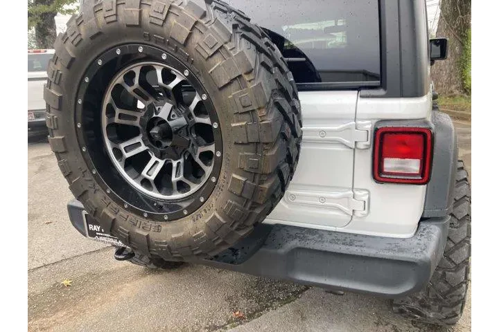 $28989 : Jeep Wrangler Unlimited 2020 image 4