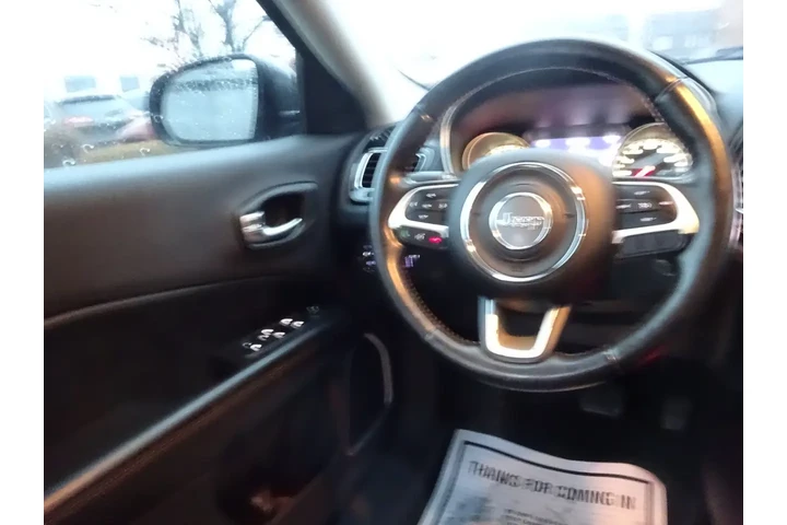 $10900 : 2019 Compass Limited 4x4 image 10