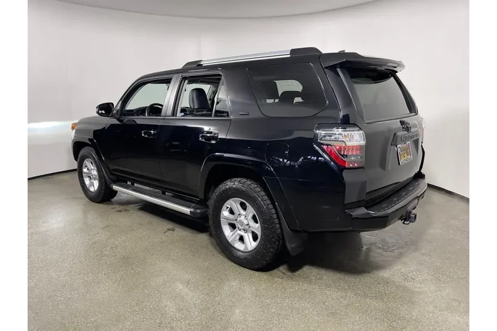 $38787 : Toyota 4Runner 2022 4x2 SR5 image 5