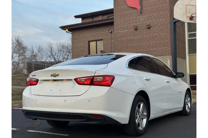 $9999 : 2022 Malibu LS Fleet image 7