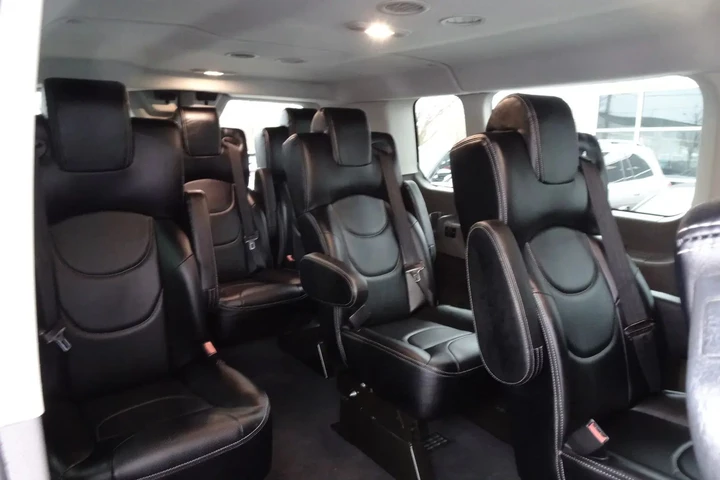 $31995 : 2021 TRANSIT 350 PASSENGER VAN image 10