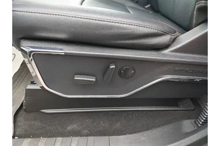 $35000 : Ford F-150 2023 4x4 Lariat 4 image 8