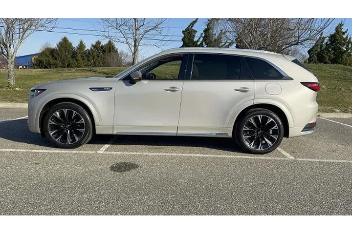 $33588 : Mazda CX-90 2024 AWD 3.3 Tur image 3
