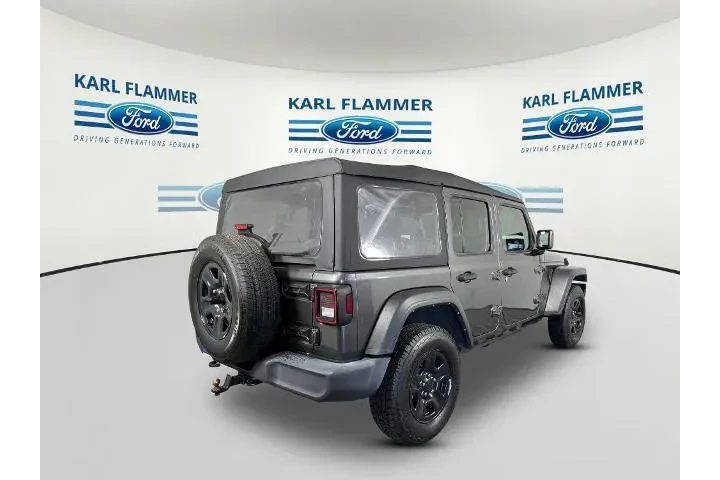 Jeep Wrangler Unlimited 2022 image 3