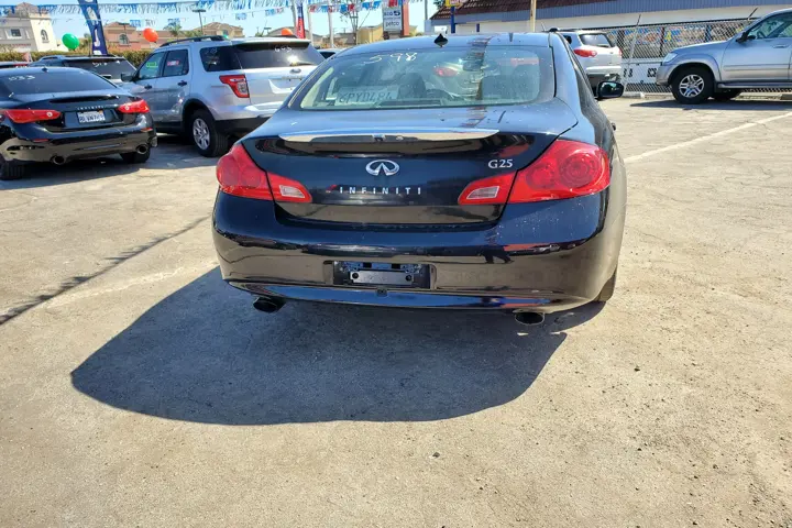 $2000 : 2011 Infiniti G25 image 3