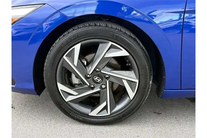 $18885 : Hyundai ELANTRA 2024 SEL 4dr image 8