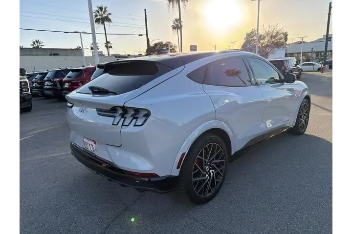 $27789 : Ford Mustang Mach-E 2022 AWD image 7